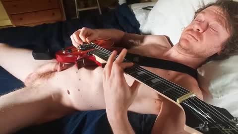 Warren Kener online show from December 19, 4:41 am