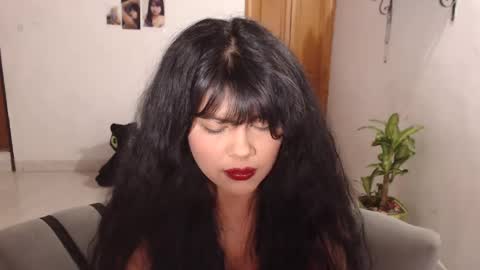 Snapshot of warrior_xena chatting on October 26, 11:42 pm warrior_xena online show from October 26, 11:42 pm