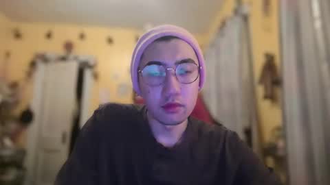 Snapshot of wasiancutie chatting on March 17, 2:27 am wasiancutie online show from March 17, 2:27 am