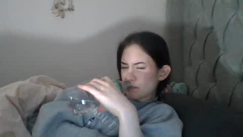 wasiancutie online show from March 15, 7:47 am