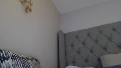 wasiancutie online show from April 12, 10:26 pm