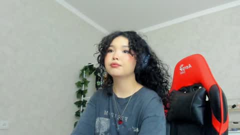 Snapshot of wastforu chatting on December 2, 12:07 pm wastforu online show from December 2, 12:07 pm