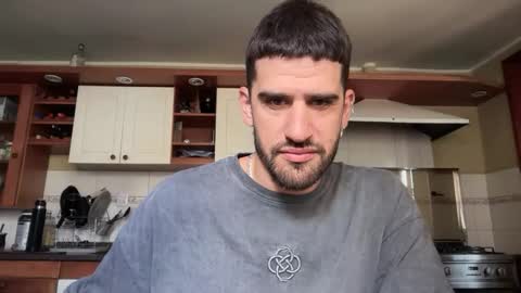 wearetwo online show from December 15, 12:53 pm