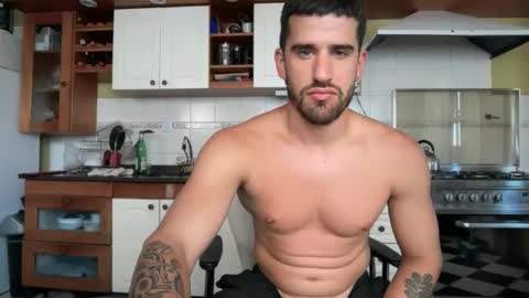 wearetwo online show from February 4, 7:31 pm