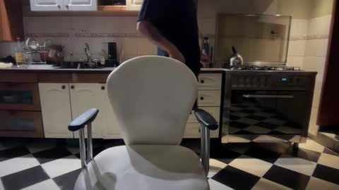 wearetwo online show from March 5, 3:24 am