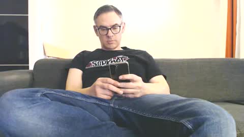 Snapshot of watchmecum78 chatting on March 6, 2:46 pm watchmecum78 online show from March 6, 2:46 pm