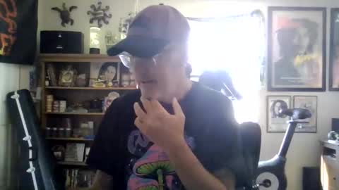 Snapshot of waterfire420 chatting on April 14, 11:00 pm waterfire420 online show from April 14, 11:00 pm