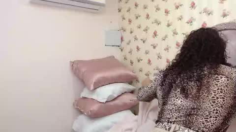 Milf Latina online show from March 20, 1:05 pm