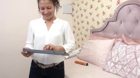 Milf Latina online show from March 21, 1:16 pm