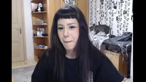 Mina online show from February 1, 8:07 pm