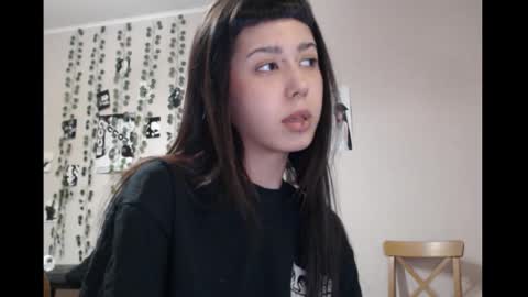 Mina online show from March 3, 6:14 pm