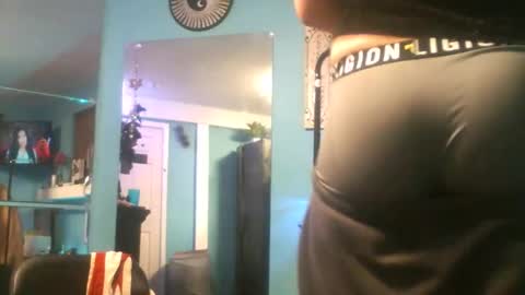 waynesroom online show from February 6, 7:13 am