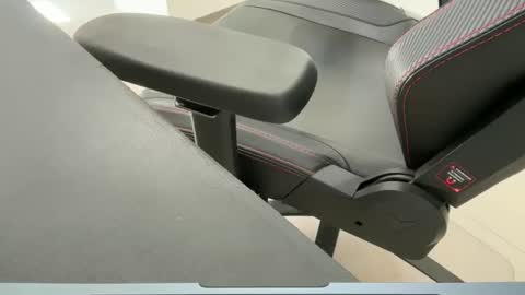 Weapon X online show from December 18, 10:49 pm