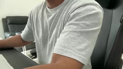 Weapon X online show from February 2, 11:36 pm