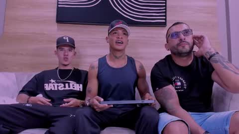 Jhonny Dick  his neighbors. online show from March 9, 7:29 pm