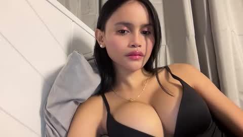 Maggie online show from May 2, 3:17 pm