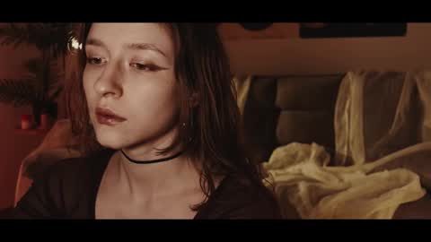 Coraline online show from December 23, 6:27 pm