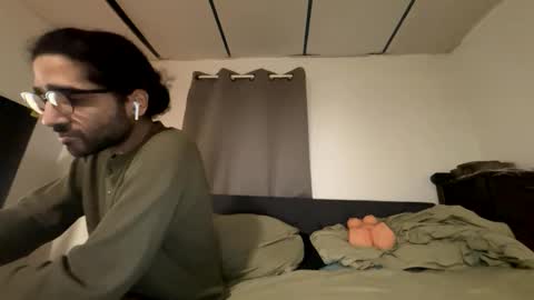 ShootingWebs online show from December 3, 5:59 am