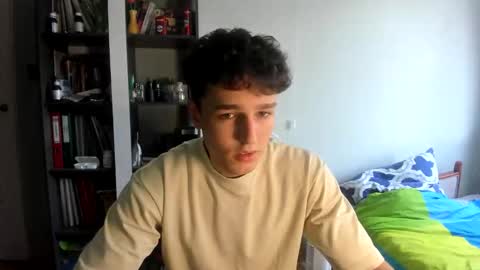 Snapshot of wee_willy_winky chatting on May 23, 12:09 pm wee_willy_winky online show from May 23, 12:09 pm