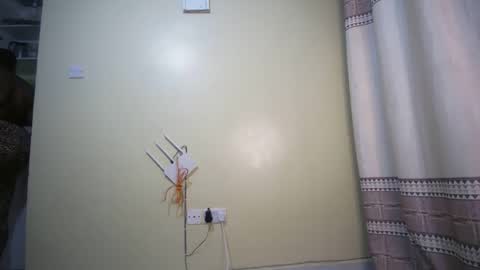 Snapshot of weepy_123 chatting on October 6, 1:14 am weepy_123 online show from October 6, 1:14 am