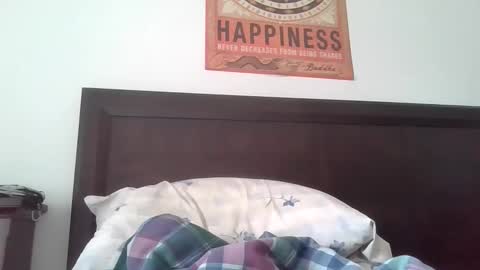 Snapshot of wefjkasdhfsn chatting on December 17, 6:36 pm Your Toy Joy Boy online show from December 17, 6:36 pm