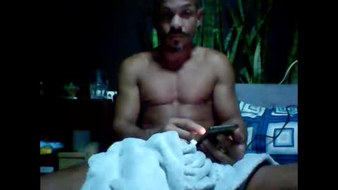 Snapshot of wellcrz chatting on September 28, 1:44 am wellcrz online show from September 28, 1:44 am