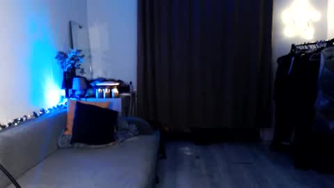 Snapshot of welliza chatting on November 15, 10:48 pm Liza online show from November 15, 10:48 pm