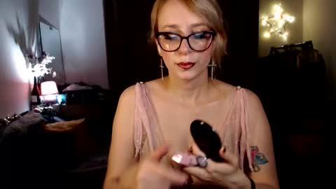 Snapshot of welliza chatting on November 20, 10:42 pm Liza online show from November 20, 10:42 pm