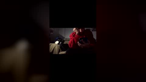 Snapshot of weloveyouej chatting on February 10, 8:29 am Eduardo online show from February 10, 8:29 am