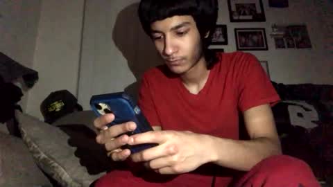 Snapshot of weloveyouej chatting on March 1, 7:43 am Eduardo online show from March 1, 7:43 am