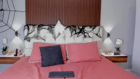 Wendolyn online show from October 25, 2:56 pm