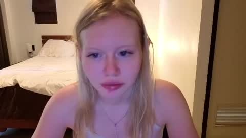 Wendy online show from July 2, 3:34 am