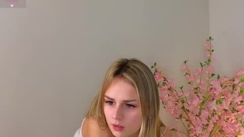 Im Wendy online show from February 18, 3:31 am