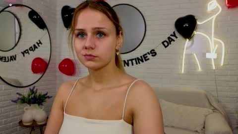 Im Wendy online show from February 12, 9:21 pm