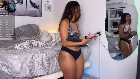 Snapshot of wendy_and_alex1712 chatting on October 25, 10:59 pm Wendy Alex online show from October 25, 10:59 pm