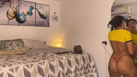 Snapshot of wendy_and_alex1712 chatting on November 9, 9:02 pm Wendy Alex online show from November 9, 9:02 pm