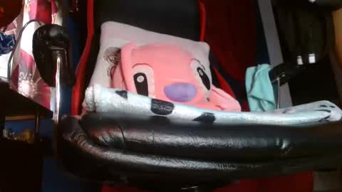 Wendy online show from November 22, 12:26 pm