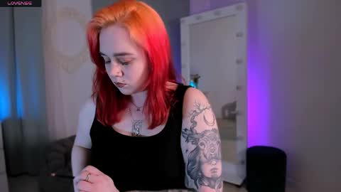 wendyycandy online show from May 11, 9:23 pm
