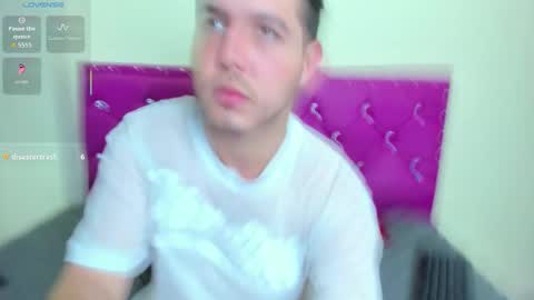 wendyyhot69 online show from March 15, 9:21 pm