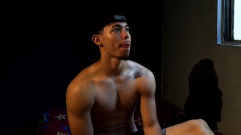 wesley_77 online show from February 24, 3:32 pm