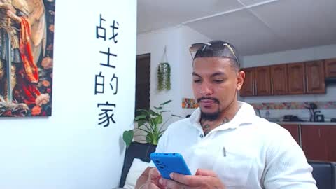 Wesley Rogger online show from March 9, 10:25 pm