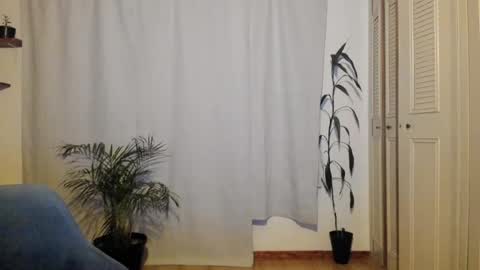Snapshot of west_ta chatting on July 11, 2:47 am tatty online show from July 11, 2:47 am