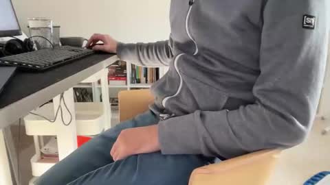 Snapshot of wet_adidasboy chatting on November 18, 11:47 am wet_adidasboy online show from November 18, 11:47 am