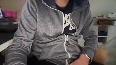 Snapshot of wet_adidasboy chatting on December 15, 8:51 am wet_adidasboy online show from December 15, 8:51 am