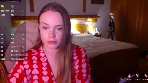 Lana online show from July 4, 8:26 pm
