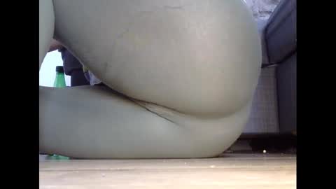 Snapshot of wet_pants2022 chatting on February 24, 3:09 pm wet_pants2022 online show from February 24, 3:09 pm