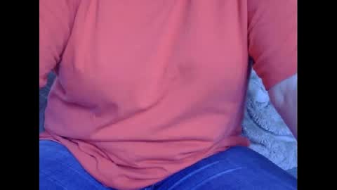 Snapshot of wet_pants2022 chatting on February 27, 10:37 am wet_pants2022 online show from February 27, 10:37 am