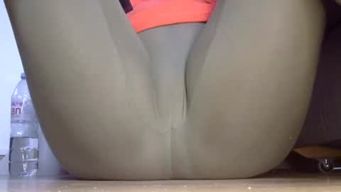 Snapshot of wet_pants2022 chatting on September 23, 7:11 am wet_pants2022 online show from September 23, 7:11 am