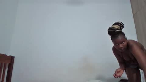 wet_pussieyy online show from February 14, 7:21 pm