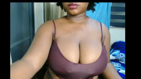 Snapshot of wet_xxpussy55 chatting on July 5, 3:08 pm Sonia online show from July 5, 3:08 pm